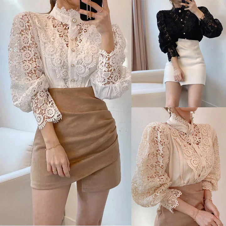 Blouse à col haut avec fleurs