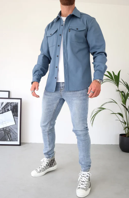 Veste en chemise avec patte de boutonnage