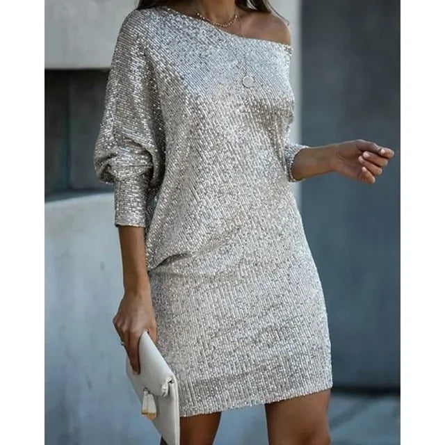 Robe à paillettes de fête avec contraste