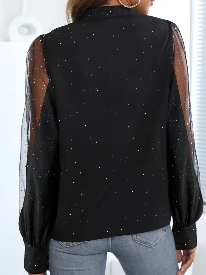 Blouse élégante avec décolleté tombant