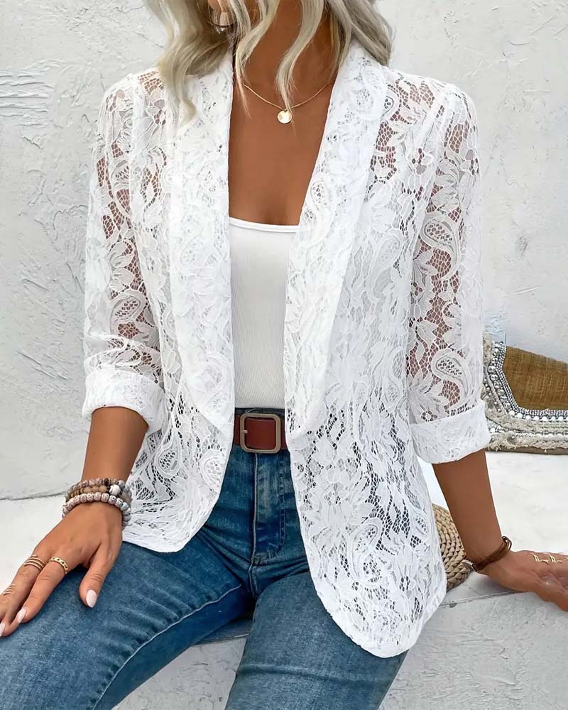 Blazer en dentelle à col revers