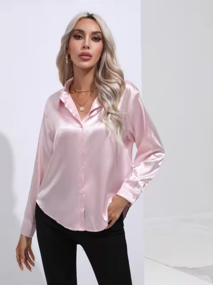 Blouse en satin à manches longues