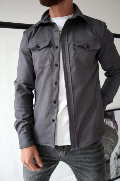 Veste en chemise avec patte de boutonnage