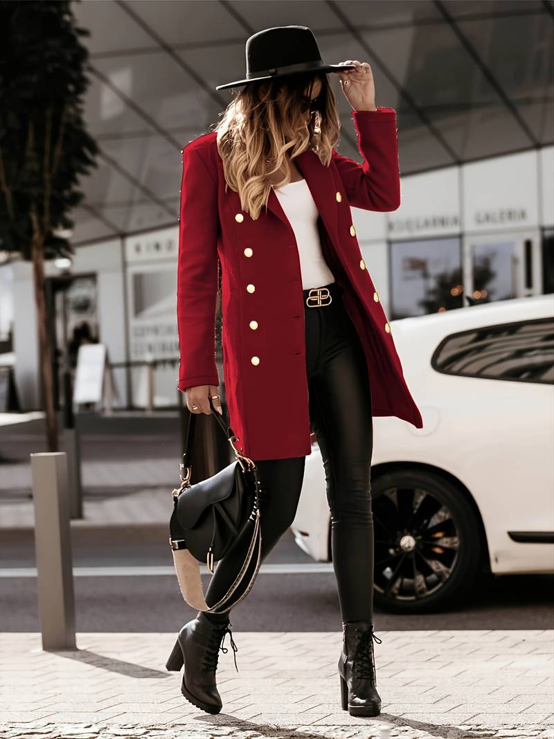 Manteau en laine cintré pour une coupe flatteuse