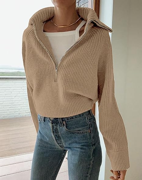 Pull avec fermeture éclair et décolleté en V