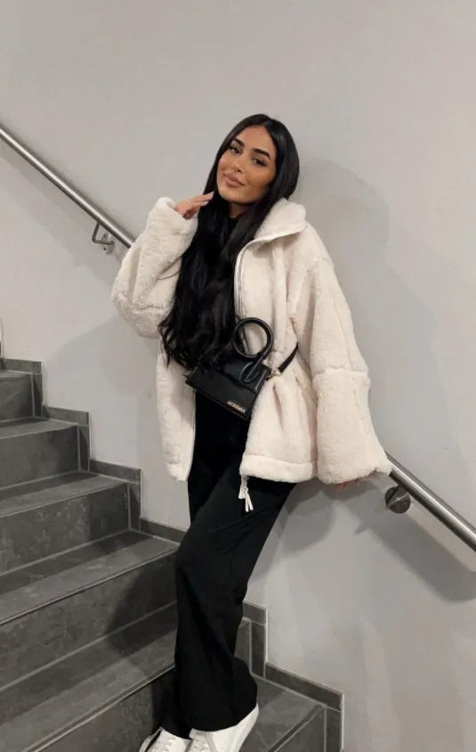 Veste en Teddy Courte Élégante pour Femmes