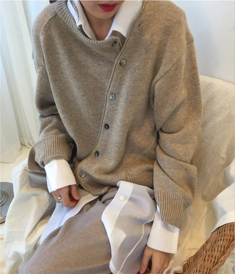 Cardigan enveloppant avec détail de bouton