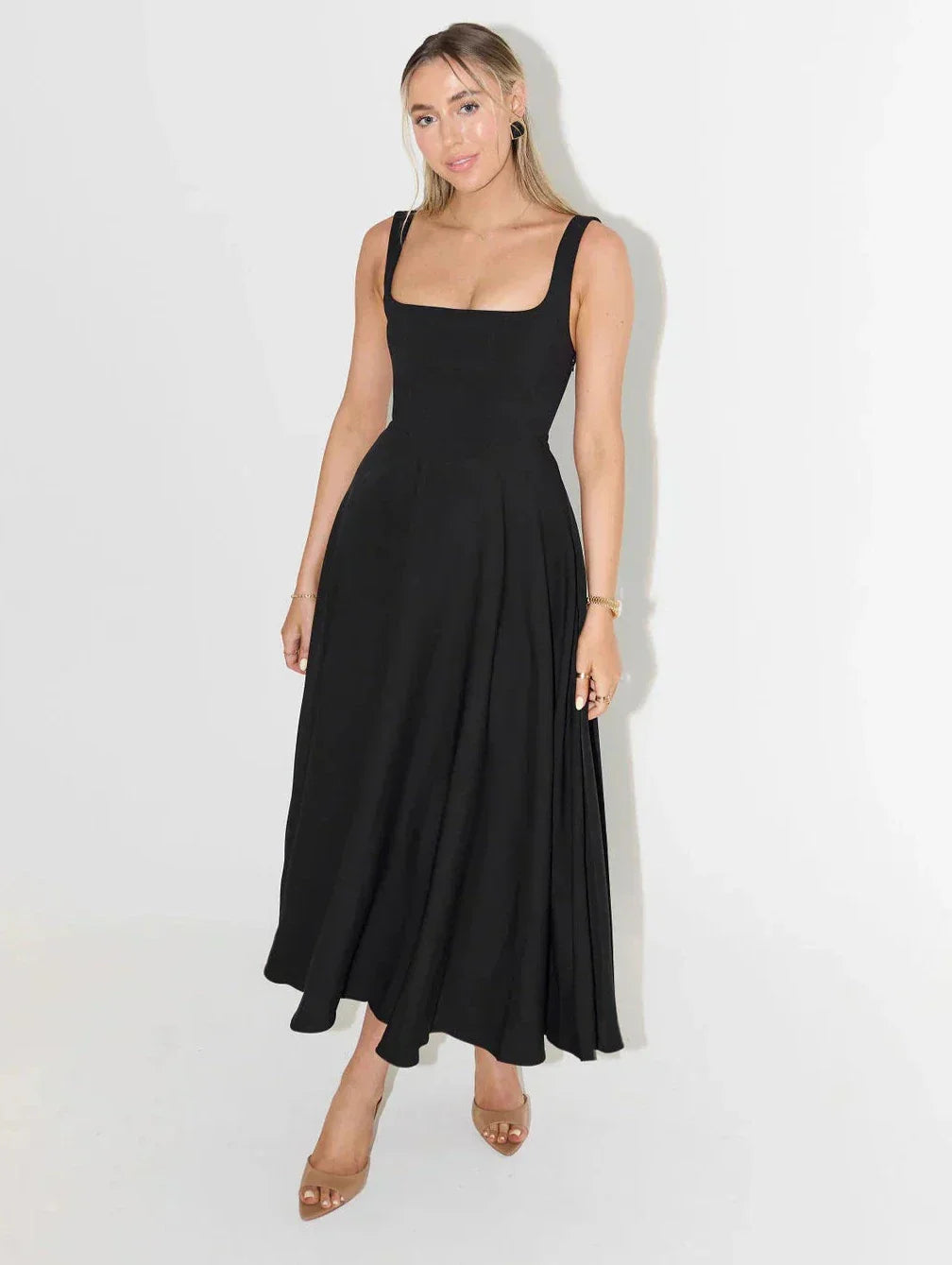 Robe Midi à Taille Haute et Décolleté Carré