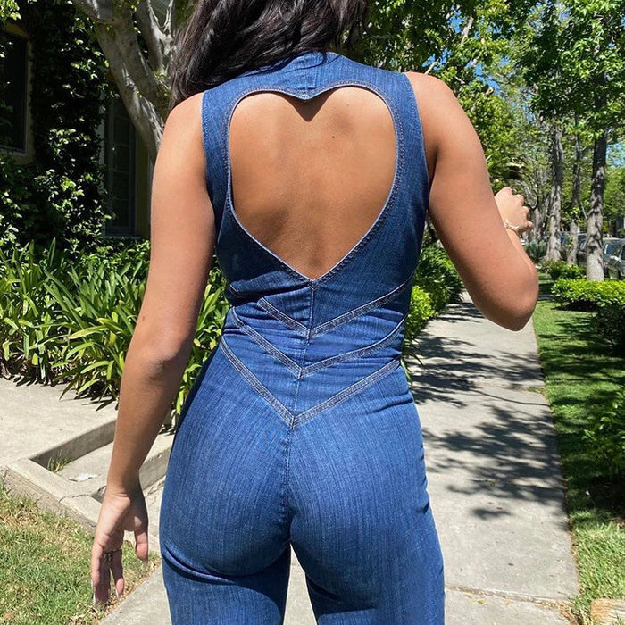 Jumpsuit en denim ajusté avec dos ouvert
