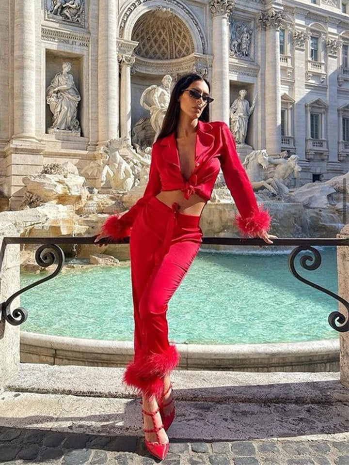 Ensemble à deux pièces en plumes