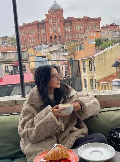 Veste en Teddy Courte Élégante pour Femmes