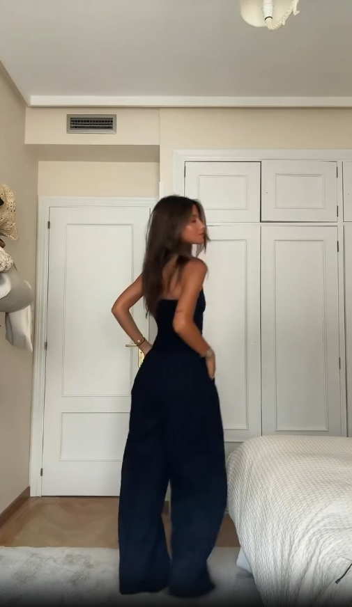 – Combinaison Élégante