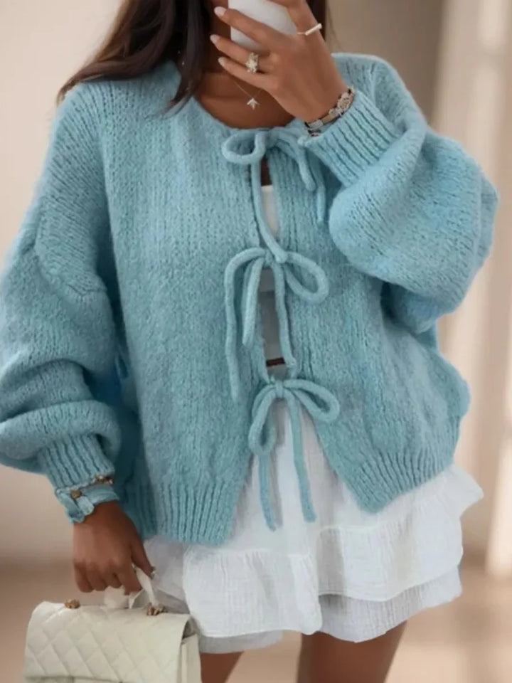 Cardigan en tricot avec fermeture à nœud pour une allure bohémienne