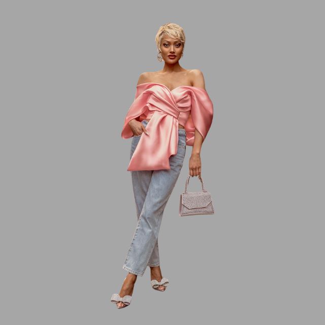 Haut en satin luxueux sans épaules avec un nœud dramatique