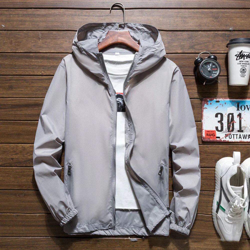 Veste imperméable pour femmes avec capuche