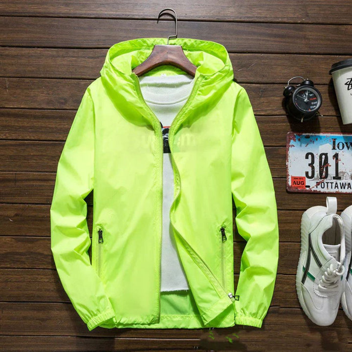 Veste imperméable pour femmes avec capuche