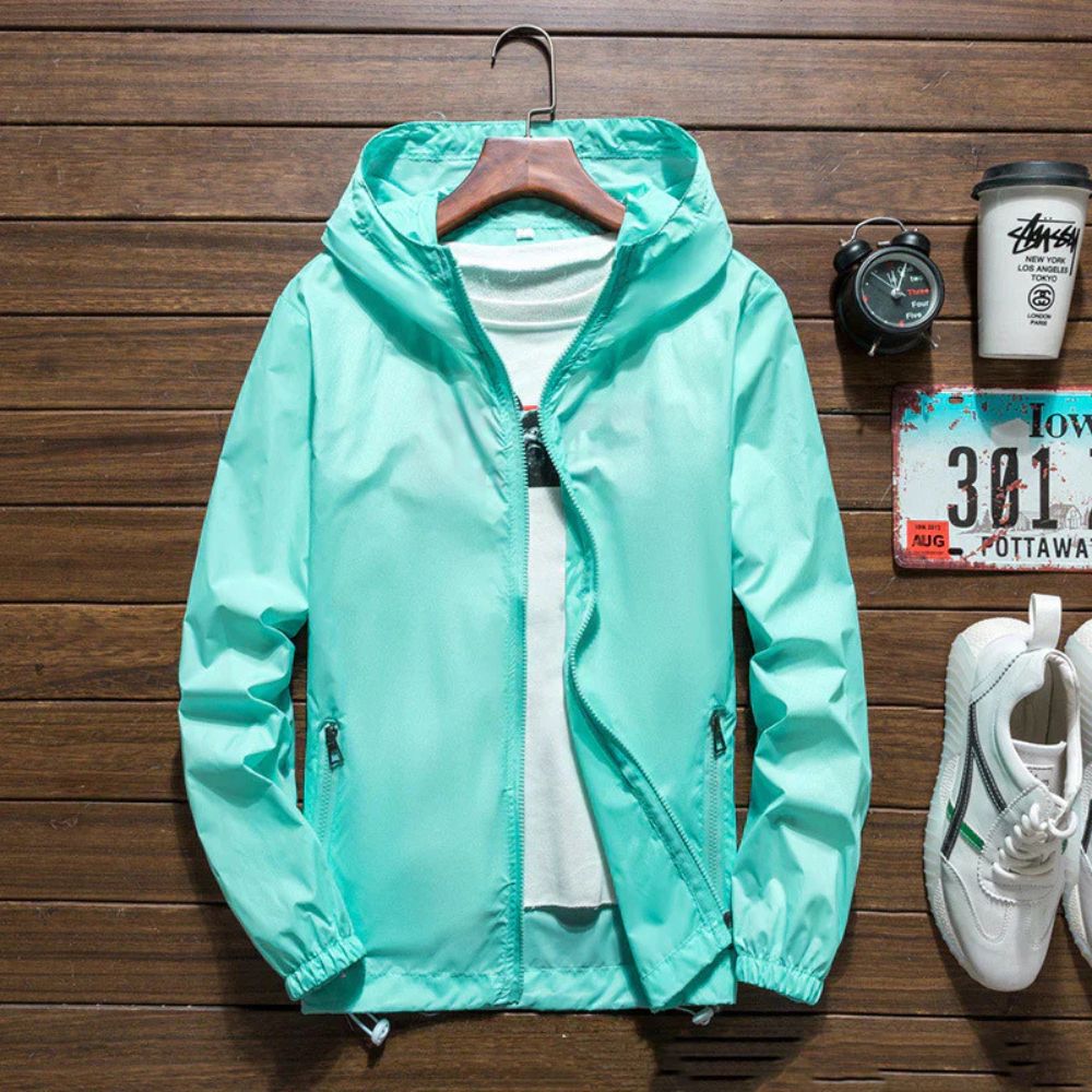 Veste imperméable pour femmes avec capuche